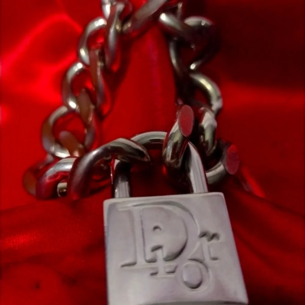 CHRISTIAN DIOR SilverTone Padlock Curb Link Chain Bracelet with 2 Keys 🎁